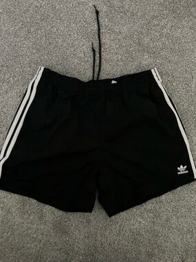 adidas Originals Men's Adicolor Classics Sprinter Shorts